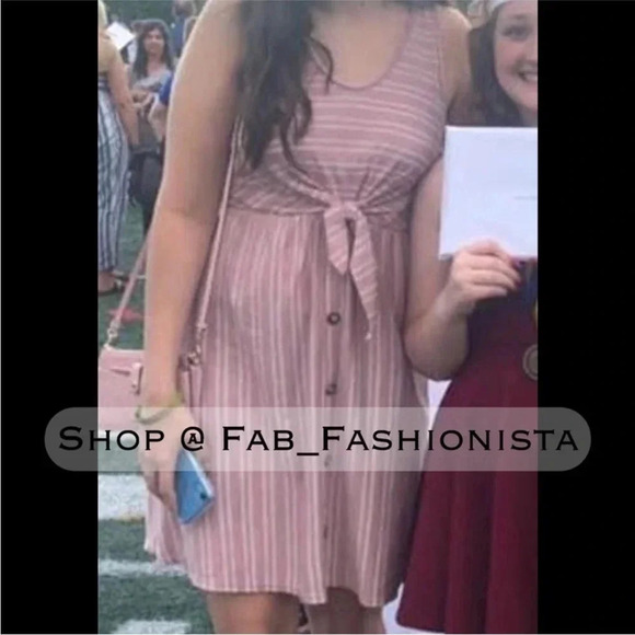 Mauve stripe front tie dress size medium - Picture 4 of 5
